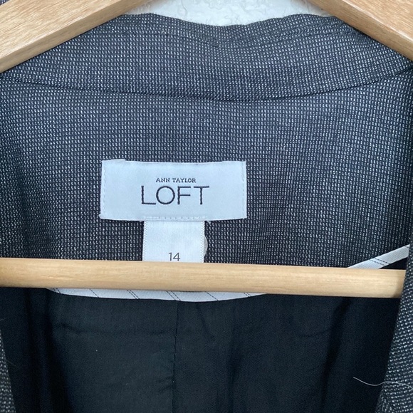 Jacket - Picture 2 of 3